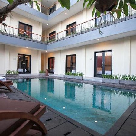 Zuk Hotel Легиан Экстерьер фото